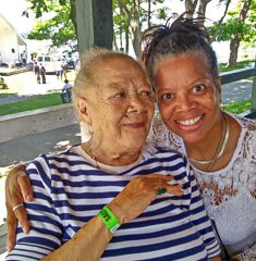 Lorraine and Doreen Wade